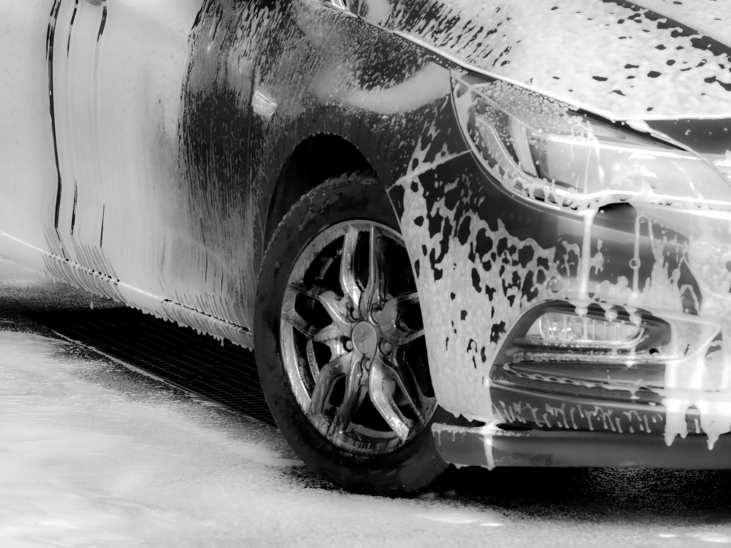 Alloy wheel cleaning